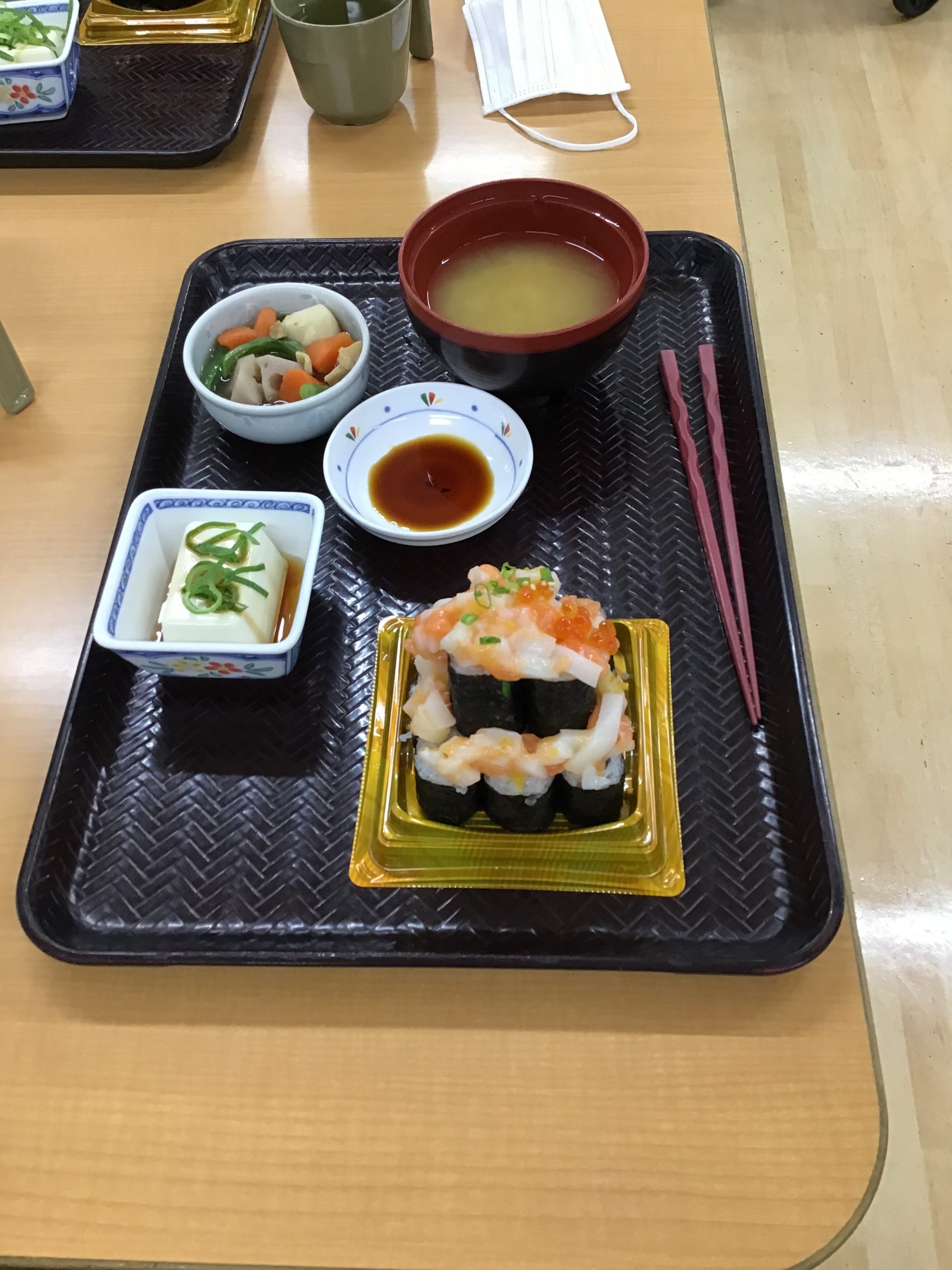 🐠海鮮こぼれ寿司🐠