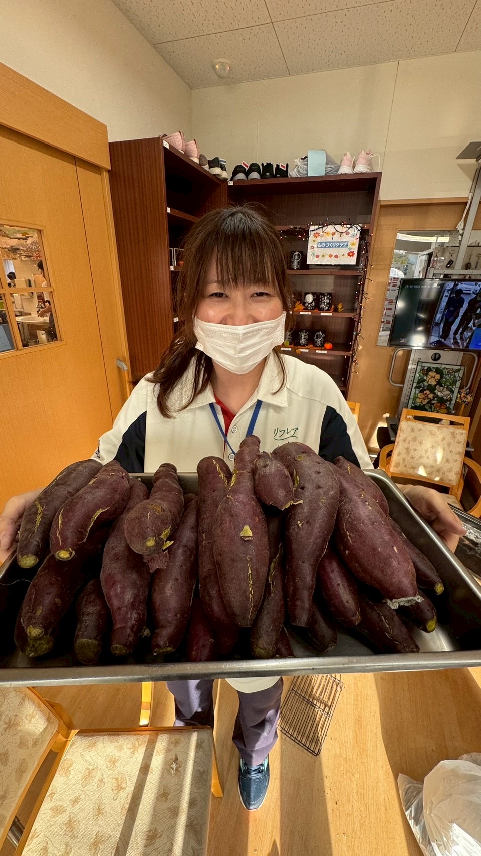 寒い日に温かイモん食べて嬉しイモん♬