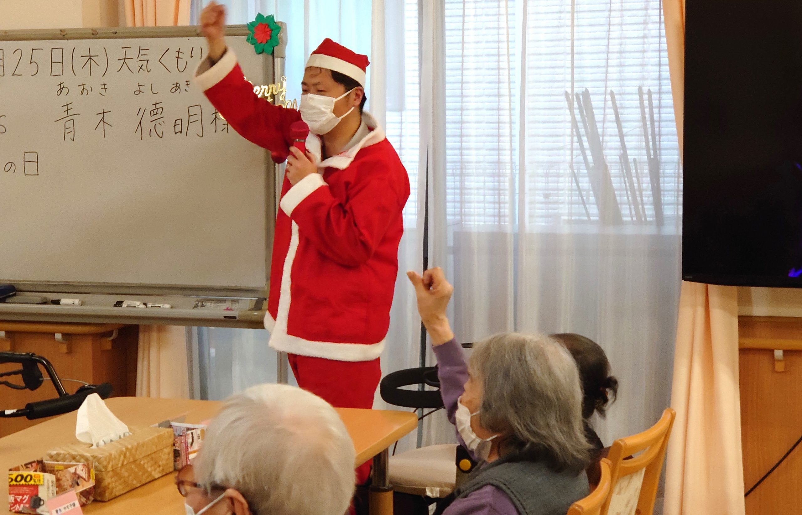 『リフレア村松のクリスマス』紐引きくじと🔔ハンドベル🔔