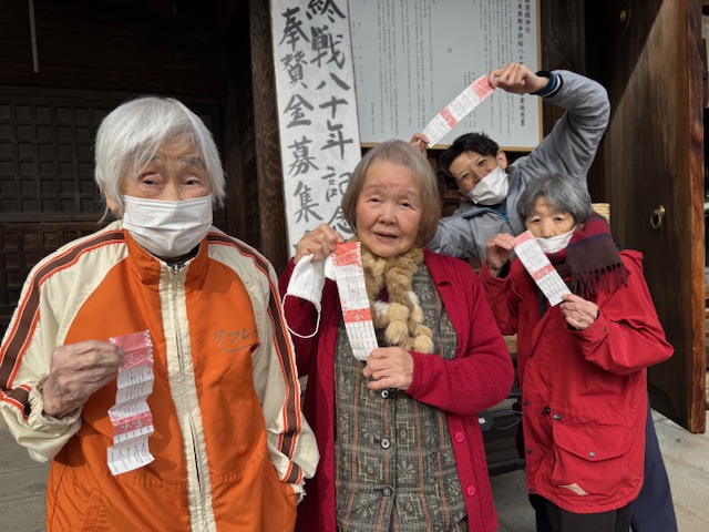 初詣で護国神社へ⛩