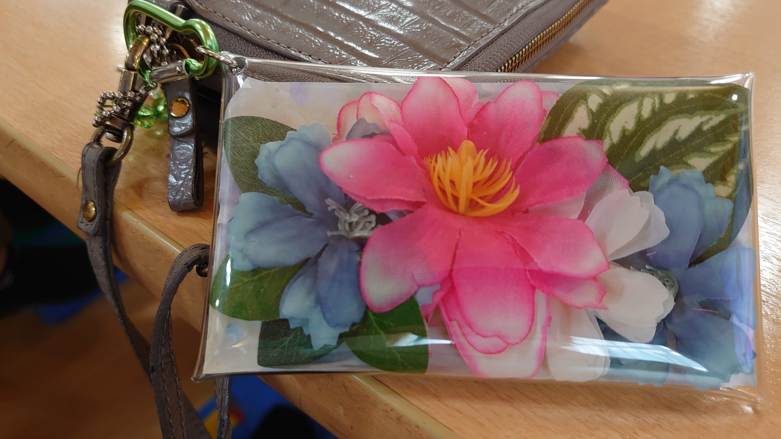 世界にひとつだけ！お花のキーホルダー作り🌷