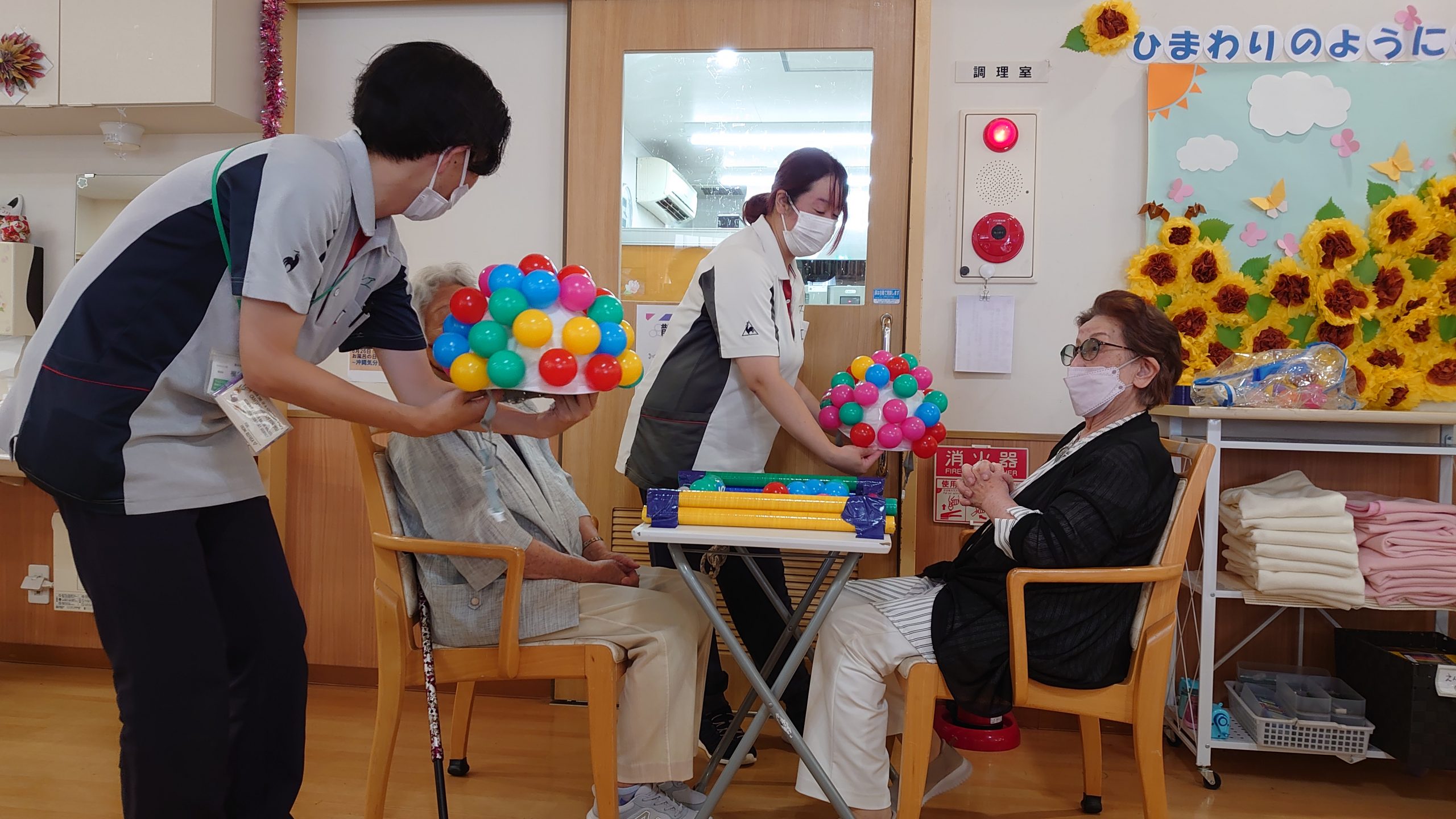 何個くっつけられる？白熱のボールくっつけゲーム！